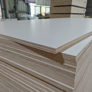 优质多层实木环保板（免涂漆）